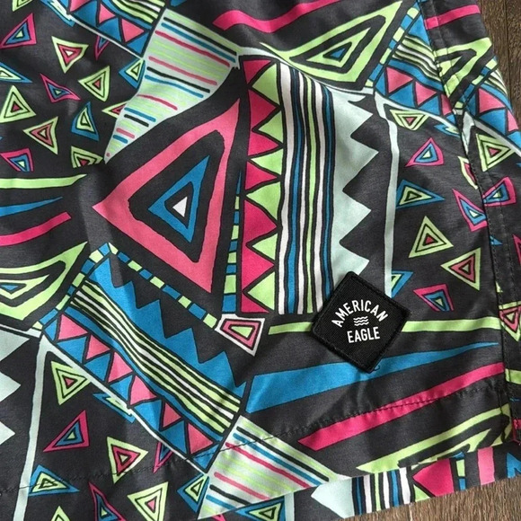 American Eagle Swim Trunks.  Men’s size XL.  Like new! - Picture 3 of 7